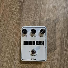 Razzor Delay Box