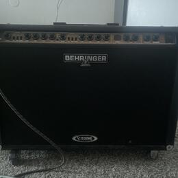 Beringer V-Tone gmx212