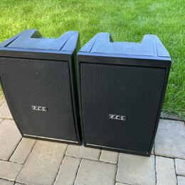 Pár pasivních reproboxů K.C.S. SR-8/2 150W RMS