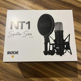 Rode NT1 signature series black