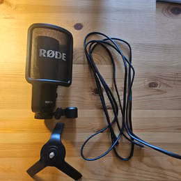 Prod&aacute;m mikrofon RODE NT-USB+
