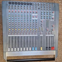 Mixpult Allen-Heath PA12