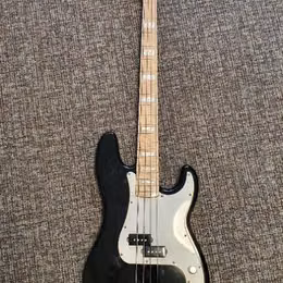 Squier Precision Bass
