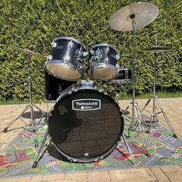 Bicí souprava Mapex Tornado (20") + činely ABX