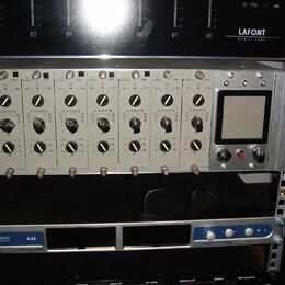 SIEMENS SITRAL MIC 8 kanálový předzesilovač
