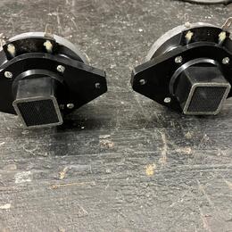 Prodám 2x  drivery 1" 40w 8ohm z Yamaha stagepas 500