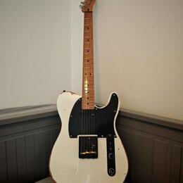 Olympic white nitro tele + fender krk + EMG