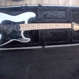 Kytara Charvel