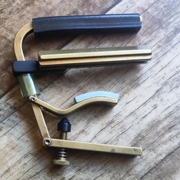 Kapodastr na dobro/reso squareneck Shubb C6b