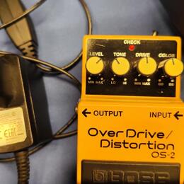 Efekt Boss OS-2