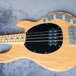 Music Man Sting Ray 4 3EQ H USA