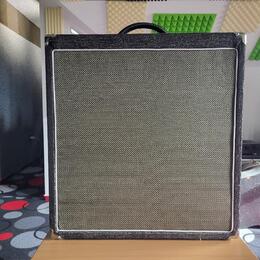 Lampové kytarové kombo MMJUZ / Milan Martan - JBL D120F 8 Ω