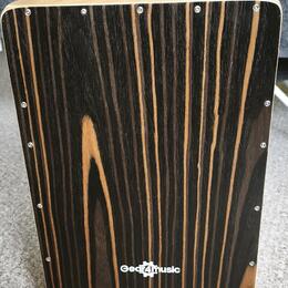 Cajon nový 