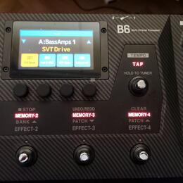 Zoom B6 + pedál 