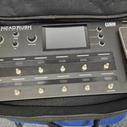 Prodám multiefekt pedalboard Headrush eleven