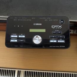 Yamaha DTX502 — bicí modul