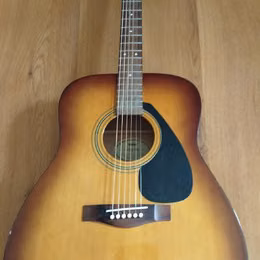 Kytaru Yamaha F310 TBS