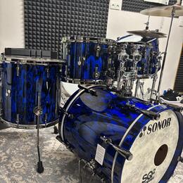 SQ2 - Blue tribal - black edition-stav Perfektní.