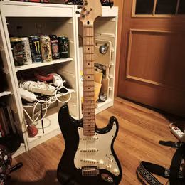 Squier Stratocaster 