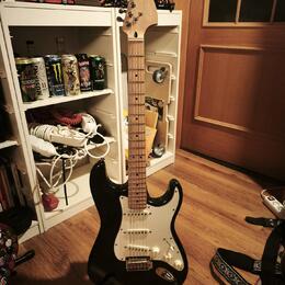 Squier Stratocaster 