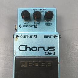 Roland-Boss CE-3 stereo chorus