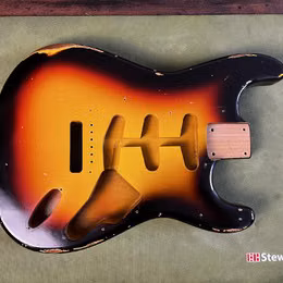 Nitro relic body strat (sunburst 1964)