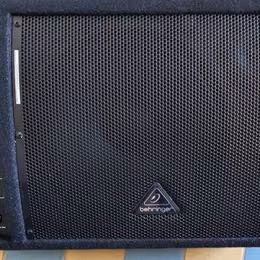 Odposlechy Behringer