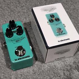 TC Electronic HyperGravity Mini (jako nový)