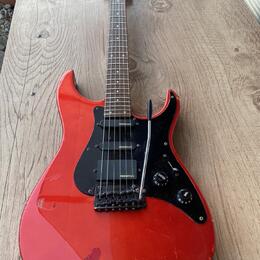 Fernandes Strat Rock Inn