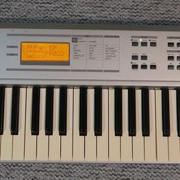 Yamaha S03