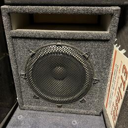 baskytarový reprobox 15” 500W