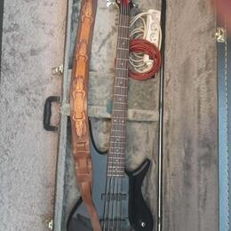 Ibanez bass roadgear 5st