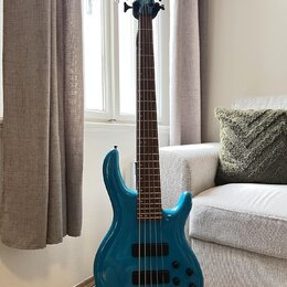 Cort C5 Deluxe  2024 Active Bass Guitar