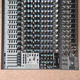 Behringer 2442FX. Na n&aacute;hradn&iacute; d&iacute;ly Prod&aacute;m/Vyměn&iacute;m