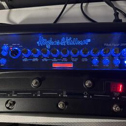 Prodám Hughes & Kettner Black Spirit 200 Floor