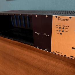 Fredenstein Bento 10 – 10slotový 500 Series rack