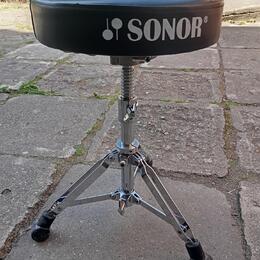 Stolička SONOR 