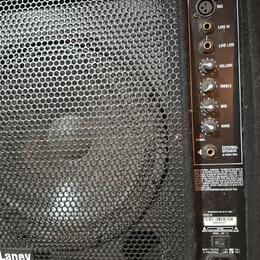 Laney aktivní pódiový odposlech CXP 112