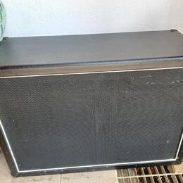 Box HB 2x12 osazeném Celesiton Vintage V30