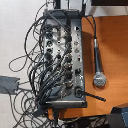 BEHRINGER X air Xr 16