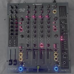 Allen & Heath Xone:92 - DJ mixážní pult