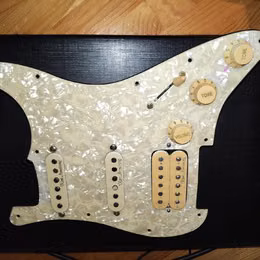 Pickguard hss