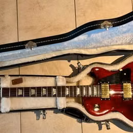 Gibson Les Paul studio wine red