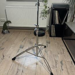 Mapex 600 - rovný stojan