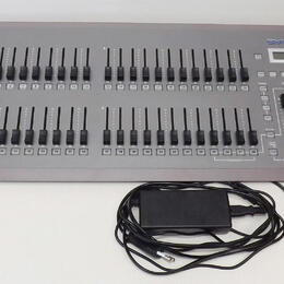 Prodám DMX  pult ETC SmartFade2496