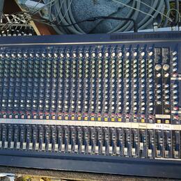 Profesionální Analogový mix Yamaha MG32/14FX