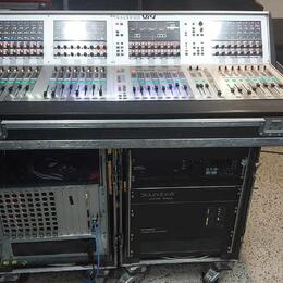 Soundcraft Vi400