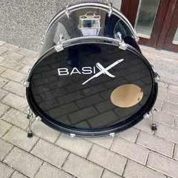 Basix  22"x16". 