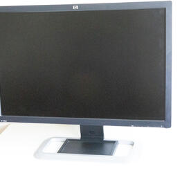 HP LP3065 – 30" profesionální IPS monitor (komplet set)