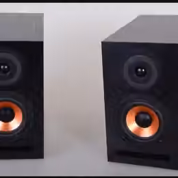 DIY dvoup&aacute;smo - monitory 